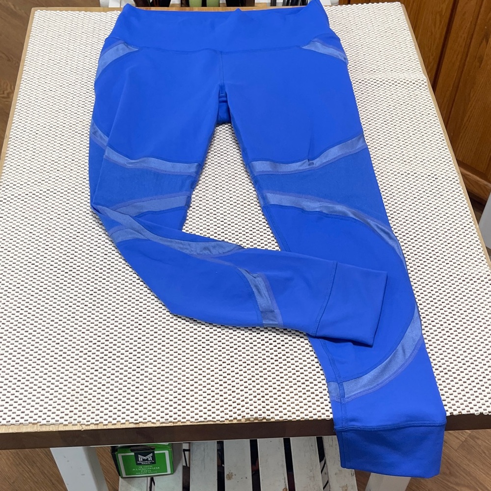 Fabletics blue Power Hold Leggings - Sz S/M